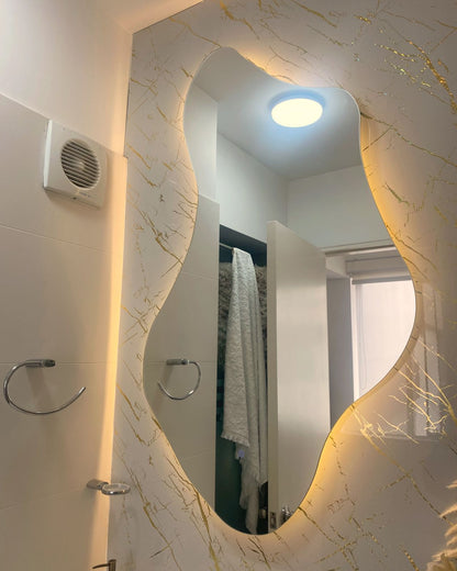 Kira LED - espejo curvo